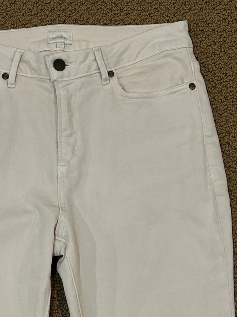 Ann Mashburn Flare Cropped 5-Pocket Jeans in Natural Stretch Denim size 27